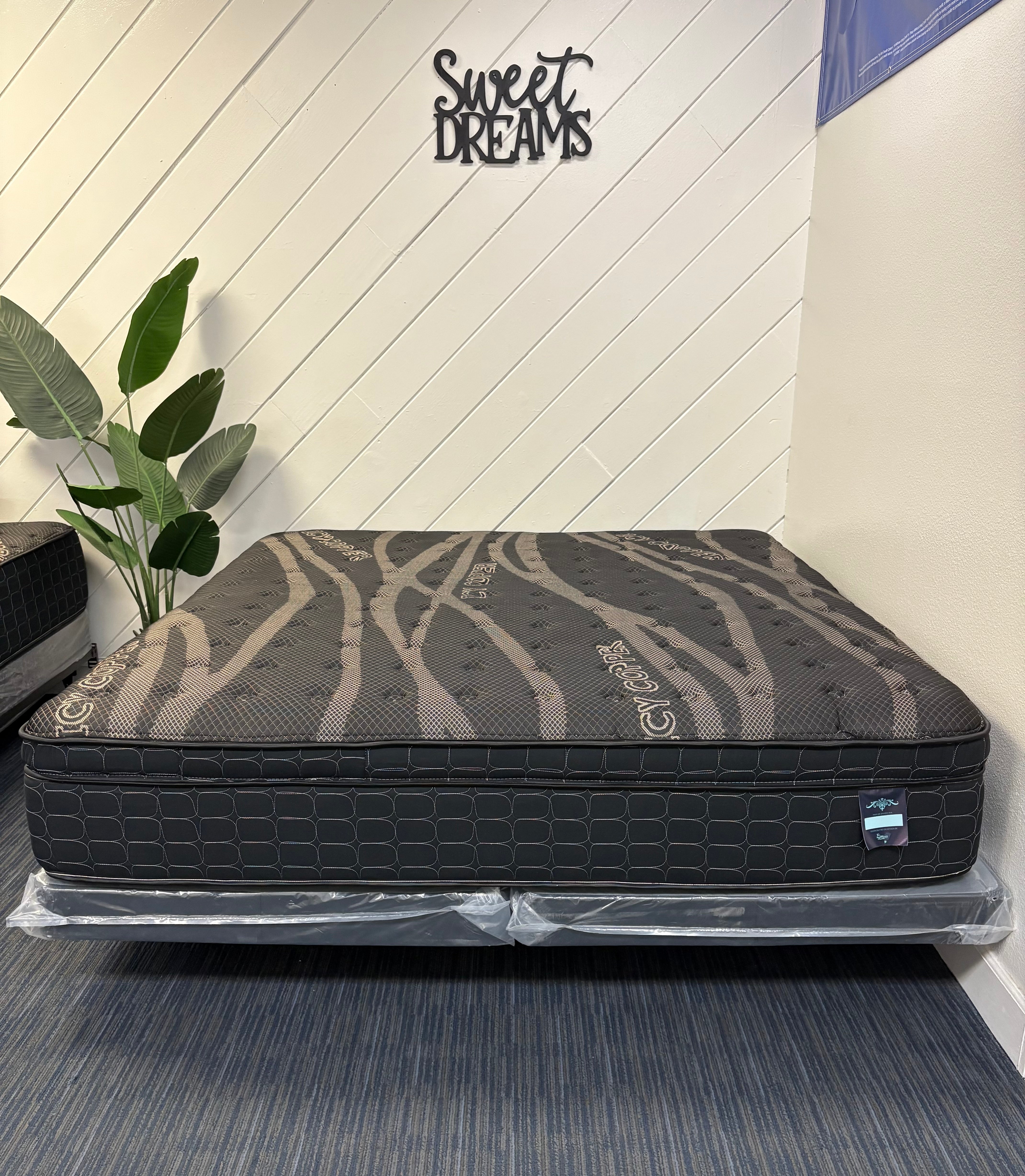 ICY COPPER SOFT/MEDIUM FEEL 13″ HYBRID PILLOW TOP MATTRESS